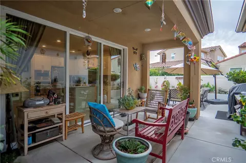 Exterior - 20525 Martingale, Saugus, CA 91350 photo 4 of 8