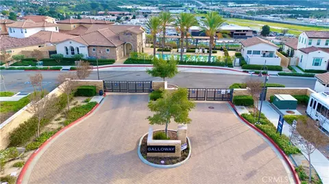 View/Area - 20525 Martingale, Saugus, CA 91350 photo 4 of 5