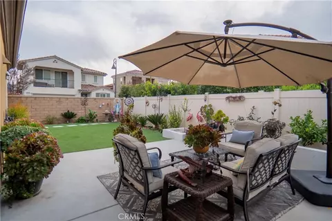 Exterior - 20525 Martingale, Saugus, CA 91350 photo 5 of 8