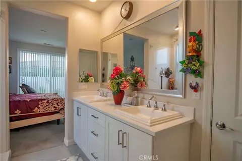 Entry Way - 20525 Martingale, Saugus, CA 91350 photo 2 of 3