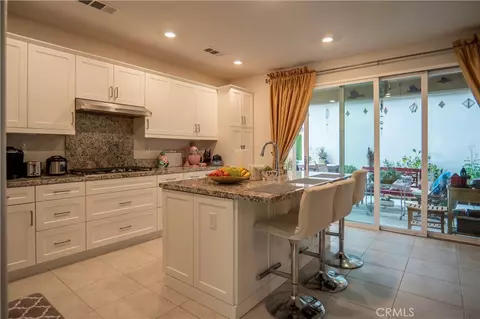 Kitchen - 20525 Martingale, Saugus, CA 91350 photo 1 of 2
