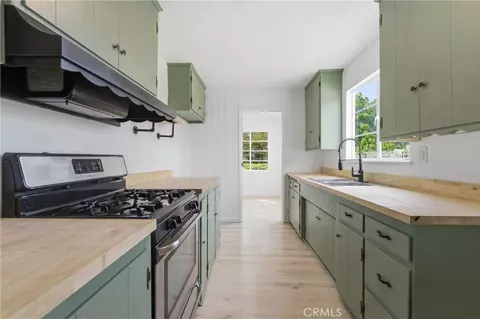 Kitchen - 38738 36th St E, Palmdale, CA 93550 photo 2 of 2