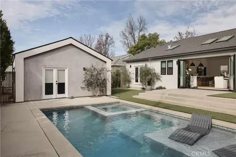 13916 La Maida St, Sherman Oaks, CA 91423