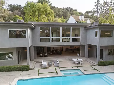 15641 Meadowgate, Encino, CA 91436