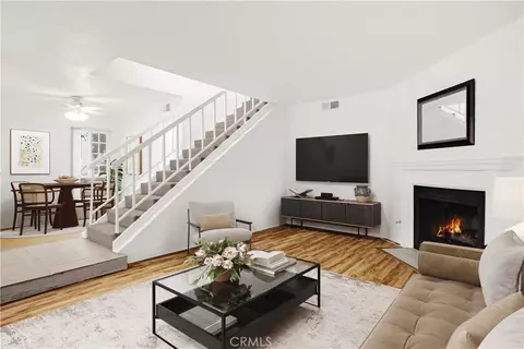18411 Hatteras St #122, Tarzana, CA 91356