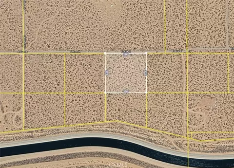 18100 E Avenue X, Palmdale, CA 93591