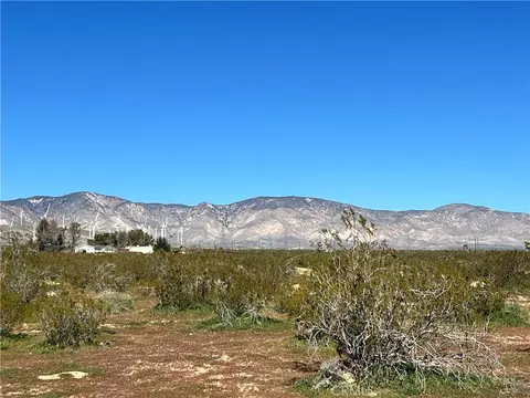 0 Susan Ave, Mojave, CA 93501