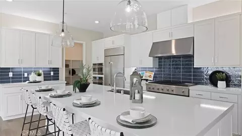 29610 Paseo Capilla, Valencia, CA 91354