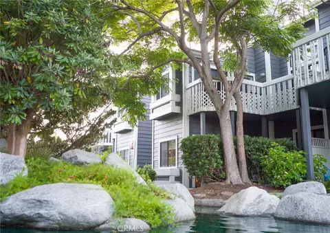 8132 Atwater Cir #202, Huntington Beach, CA 92646