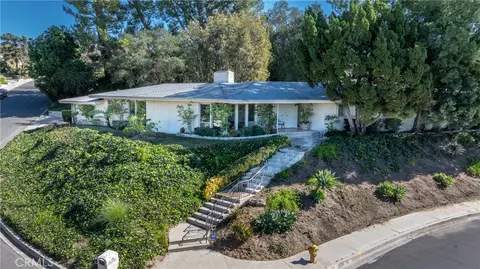 16237 Meadowridge Rd, Encino, CA 91436