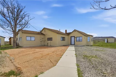 41016 150th E, Lake Los Angeles, CA 93535