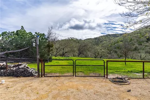 Exterior - 1856 Southfork Pl, Paso Robles, CA 93446 photo 13 of 17