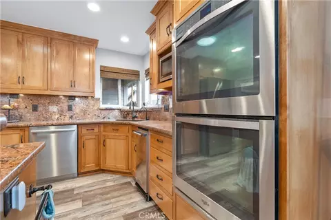 Kitchen - 1856 Southfork Pl, Paso Robles, CA 93446 photo 7 of 9