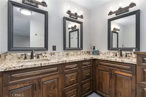 Bath - 1856 Southfork Pl, Paso Robles, CA 93446 photo 6 of 9