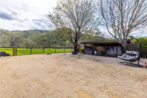 Exterior - 1856 Southfork Pl, Paso Robles, CA 93446 photo 11 of 17