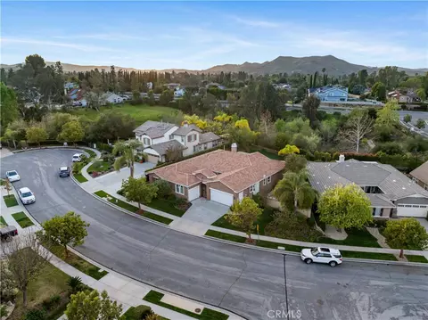 889 Lindamere Ct, Simi Valley, CA 93065