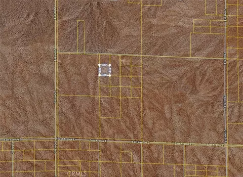 0 Nearby 200th St Eave D-8, Lancaster, CA 93535 photo 2