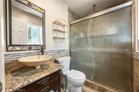 Bath - 4901 Siesta Dr, Oceanside, CA 92057 photo 1 of 2