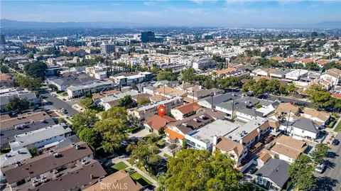 View/Area - 723 E Tujunga Ave, Burbank, CA 91501 photo 4 of 12