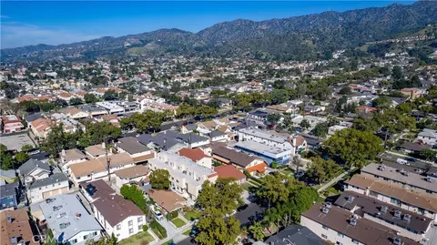 View/Area - 723 E Tujunga Ave, Burbank, CA 91501 photo 1 of 12