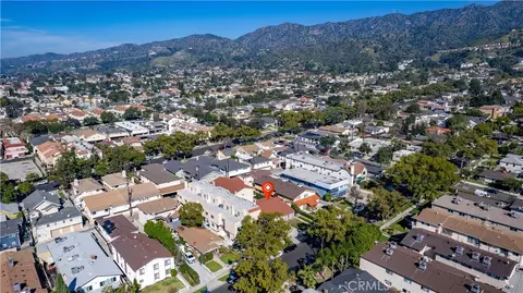 View/Area - 723 E Tujunga Ave, Burbank, CA 91501 photo 10 of 12