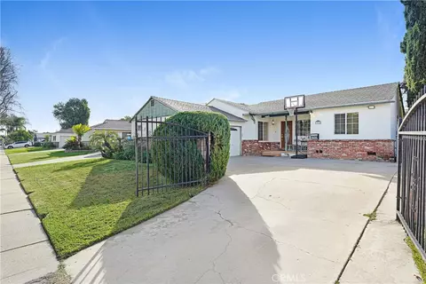 19624 Kittridge St, Reseda, CA 91335