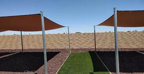 Exterior - 1583 Seneca Dr, Madera, CA 93637 photo 6 of 7