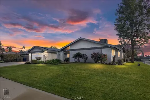 1504 Moraine Ct, Bakersfield, CA 93309