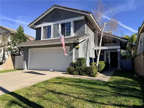28114 Guilford, Saugus, CA 91350