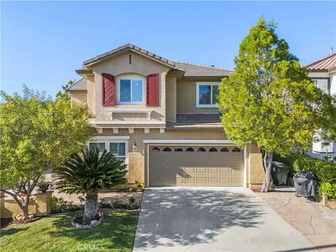 22029 Superior Ct, Santa Clarita, CA 91390