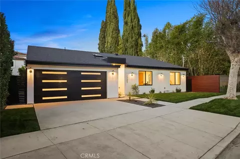 15609 Huston St, Encino, CA 91436
