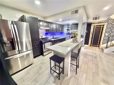 15555 Nordhoff #10, North Hills, CA 91343