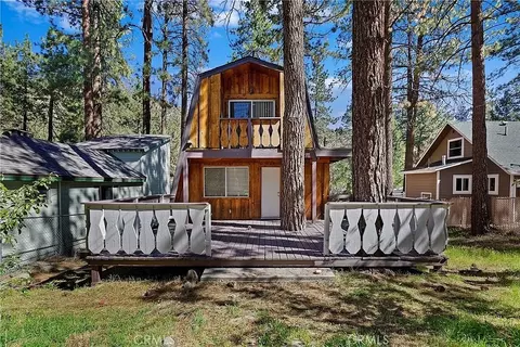 Exterior - 1625 Virginia, Wrightwood, CA 92397 photo 3 of 5