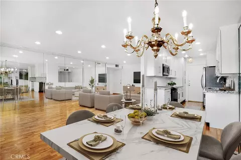 5400 Lindley Ave #101, Encino, CA 91316