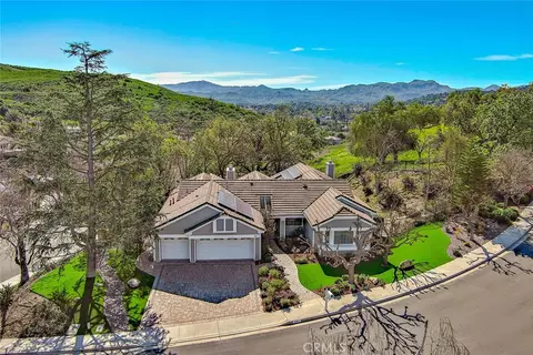491 Twin Oaks Ct, Thousand Oaks, CA 91362