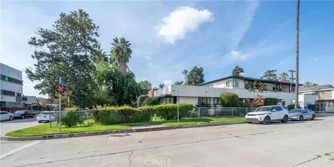 11001 Hortense St, West Toluca Lake, CA 91602