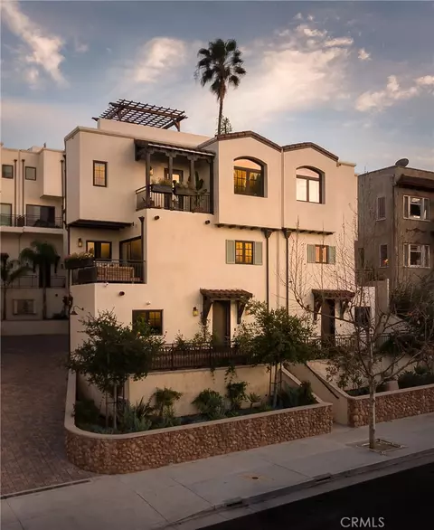 734 Parkman, Los Angeles, CA 90026