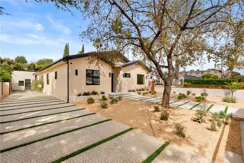 5525 Carpenter Ave, Valley Village, CA 91607