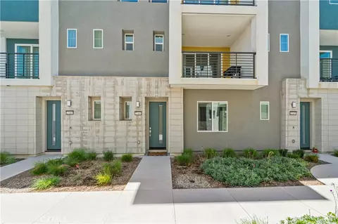 27461 Viero Pl, Valencia, CA 91381
