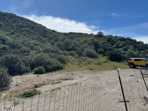 17930 Scherzinger Ln, Canyon Country, CA 91387
