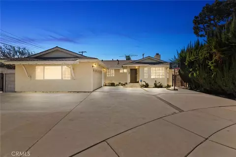 18900 Knapp, Northridge, CA 91324