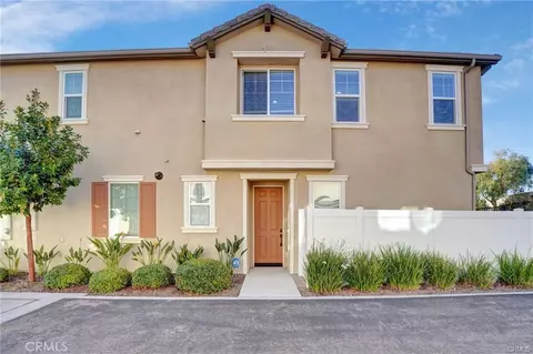 22824 W Olive, West Hills, CA 91304