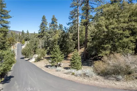 1300 Banff Dr, Pine Mountain Club, CA 93222