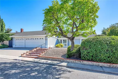 224 Longfellow St, Thousand Oaks, CA 91360