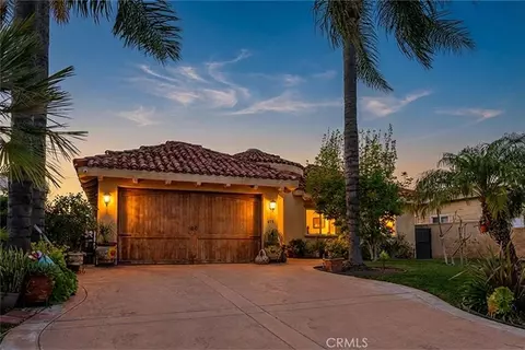 655 N Meyer St, San Fernando, CA 91340
