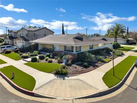 23040 Burton, West Hills, CA 91304
