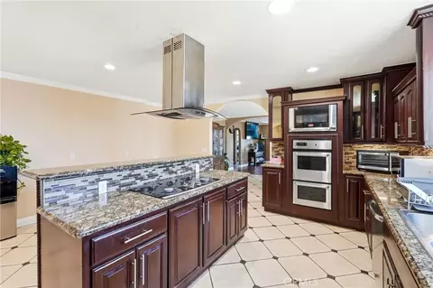 Kitchen - 8630 Sharp Ave, Sun Valley, CA 91352 photo 4 of 5