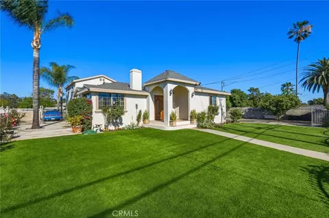 Exterior - 8630 Sharp Ave, Sun Valley, CA 91352 photo 5 of 5