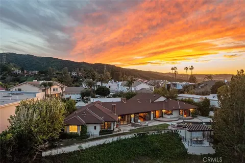 3906 Lake Vista Ct, Encino, CA 91316
