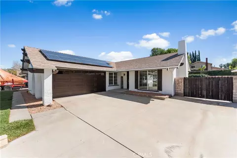 19532 Delight St, Canyon Country, CA 91351